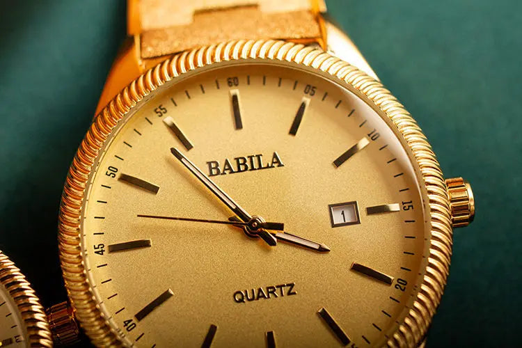 2021 new lovers' Watch Gold Plated watch no fading calendar watch quartz watch retro carved Korean gold men's Watch