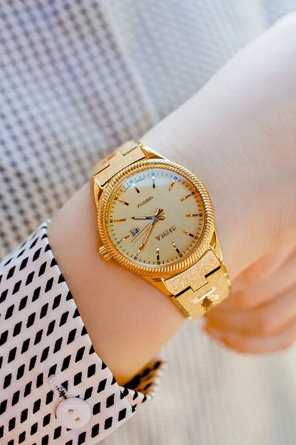 2021 new lovers' Watch Gold Plated watch no fading calendar watch quartz watch retro carved Korean gold men's Watch