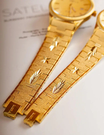 2021 new lovers' Watch Gold Plated watch no fading calendar watch quartz watch retro carved Korean gold men's Watch