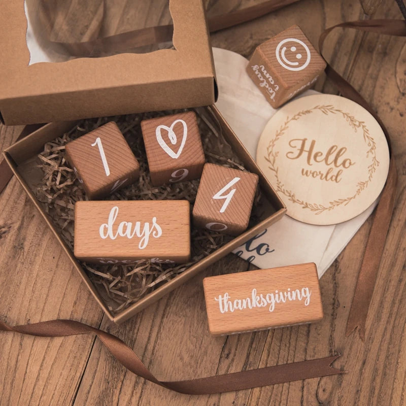 1Set Baby Month Milestone Card Beech Block Square Engraved Newborn Birth Month Birthday Milestones Block Photography Props