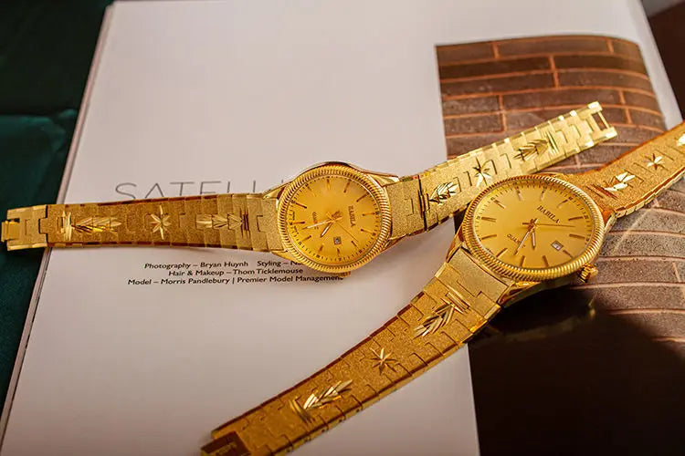 2021 new lovers' Watch Gold Plated watch no fading calendar watch quartz watch retro carved Korean gold men's Watch