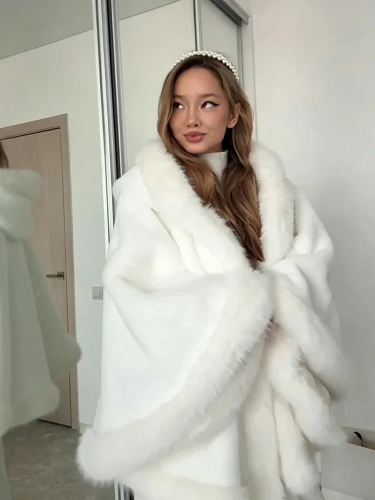 Women Luxury Furry Trim Hooded Cape Coat Warm Loose White Shawl Cloak Winter Fashion Evening Party Festival Elegant Lady Outfit