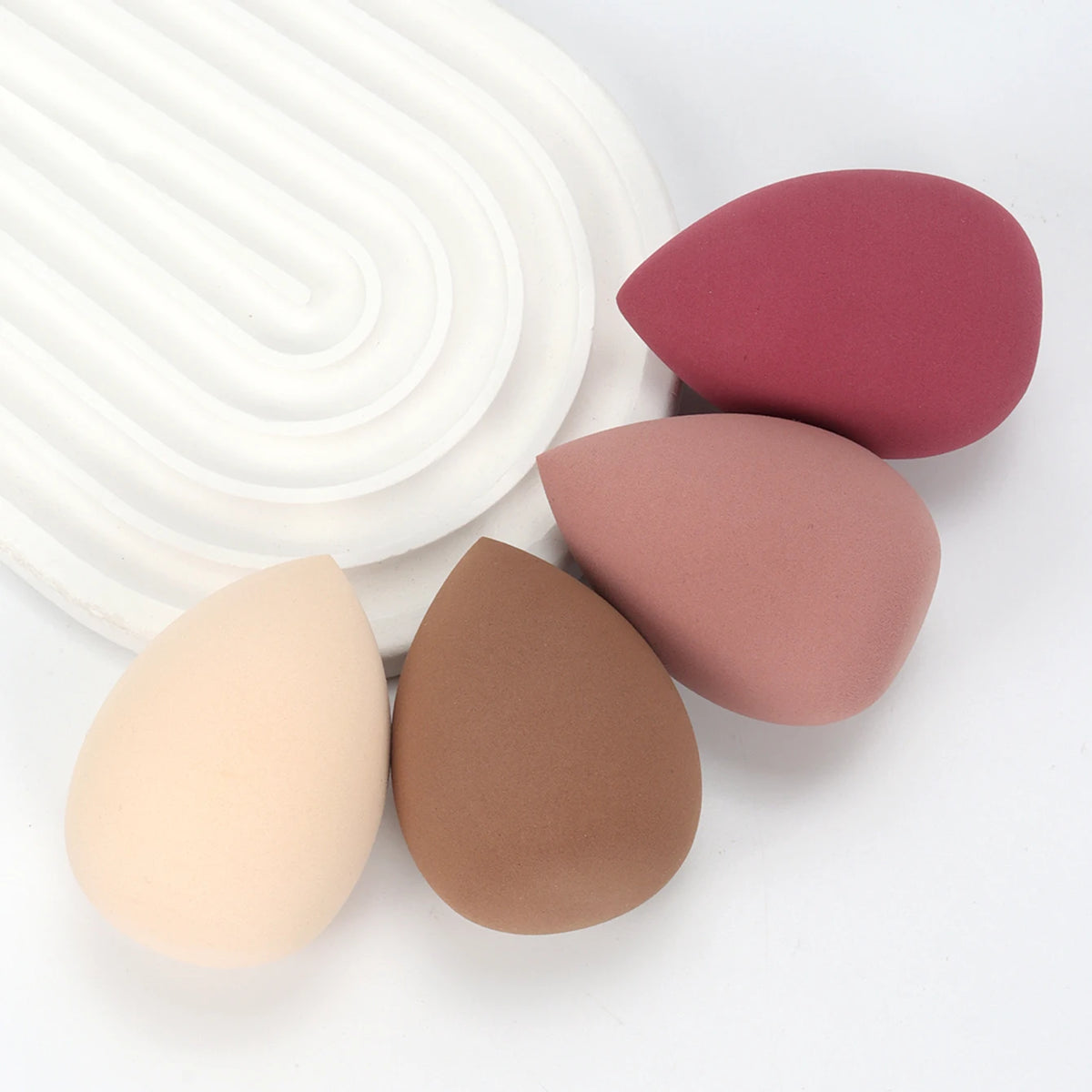 4/8 Foundation Blender; Cosmetics Sponge; Smooth Foundation; Concealing Beauty Sponge; Makeup Blender;