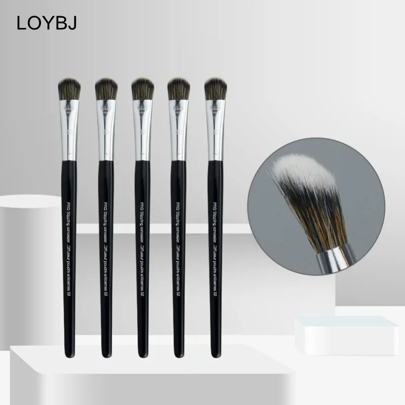 1-10pcs Pro Concealer Brush 52 Small Broom Head Foundation Concealer BB Cream Nose Shadow Brush Professional Beauty Makeup Tool