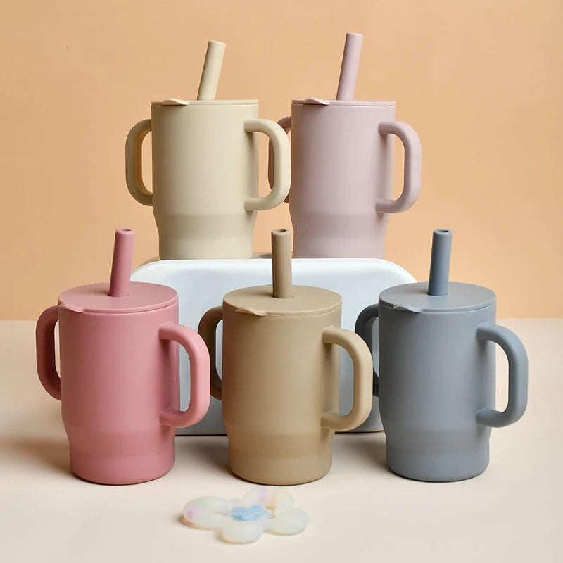 180ml Food-Grade Silicone Baby Learning Drinking Cup with Straw and Double Handles, Baby Training Drinking Cup