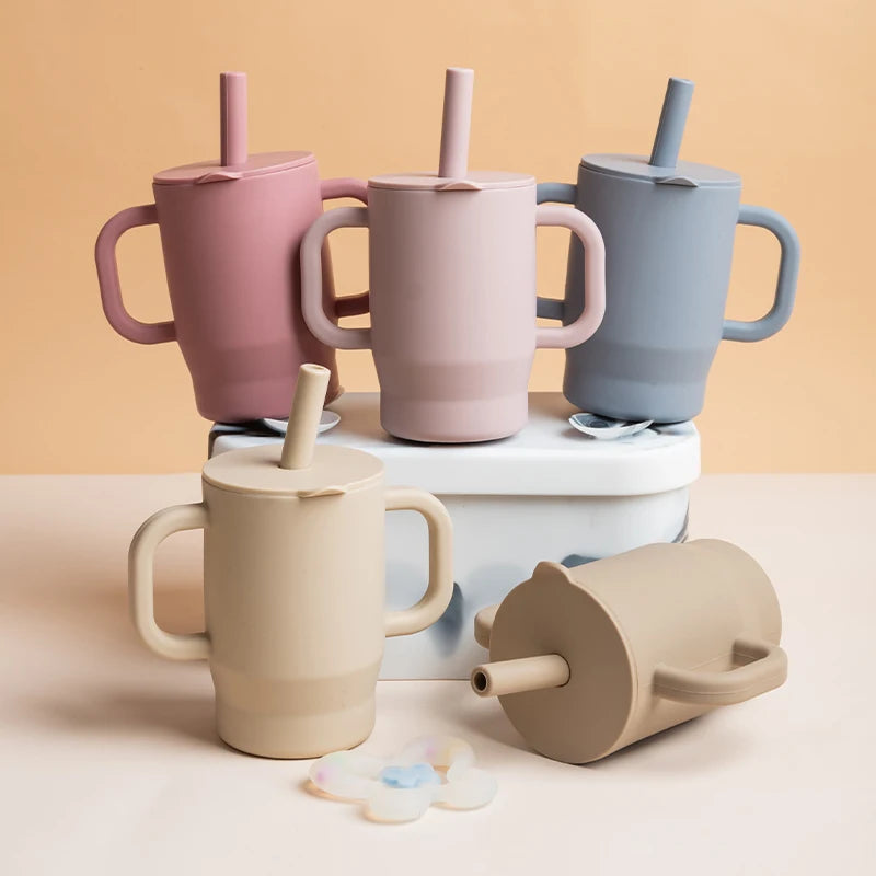 180ml Food-Grade Silicone Baby Learning Drinking Cup with Straw and Double Handles, Baby Training Drinking Cup