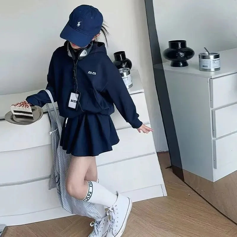 Girls Autumn Casual Outfit Set Two-Piece Long-Sleeve Top + Short Skirt Set Children's  Clothing Set Suitable for Girls Aged 7-17