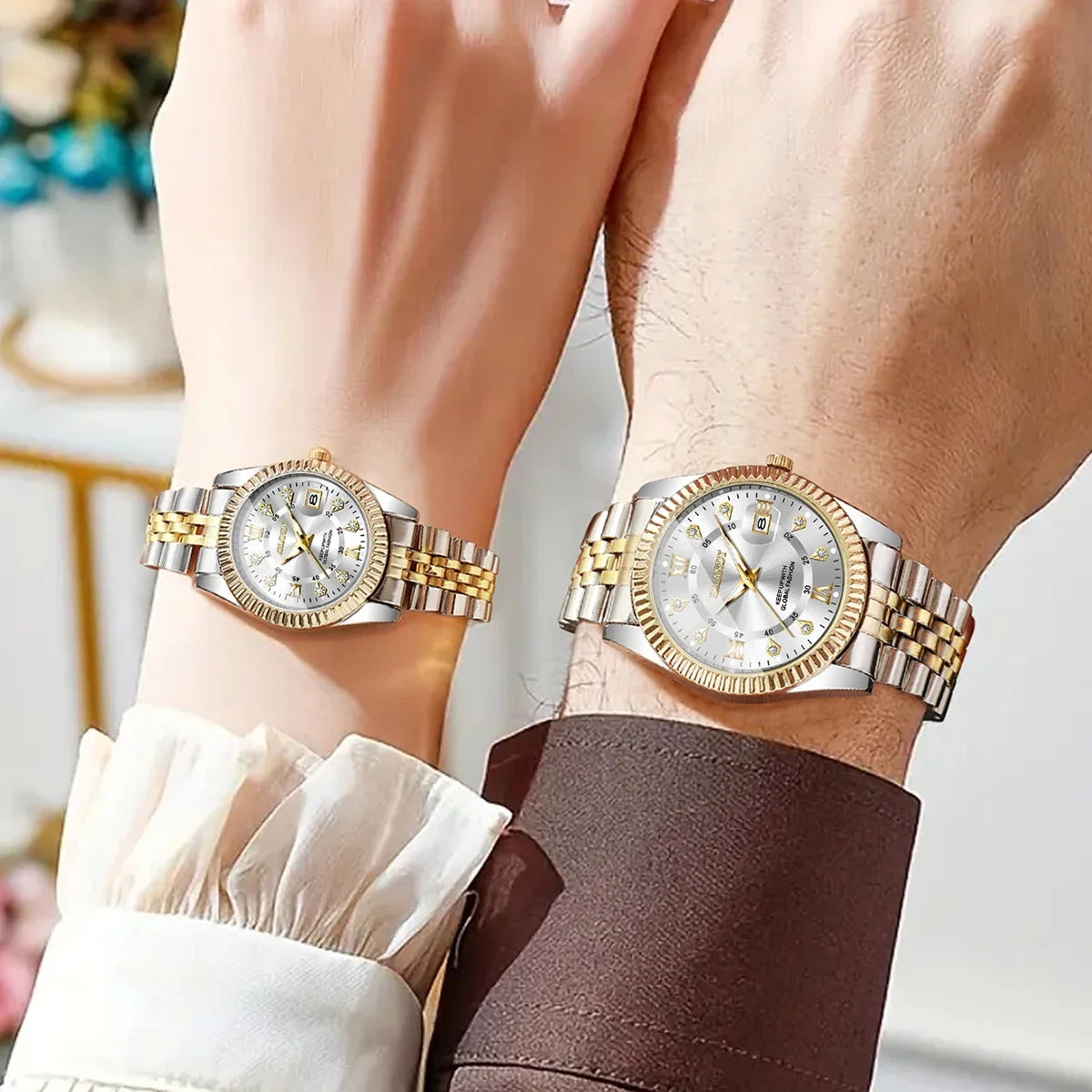 2PCS Fashion Couple's Watches Set Luxury Rhinestone Roma Dial Women Quartz Watch Men Calendar Business Wristwatches（Without Box）