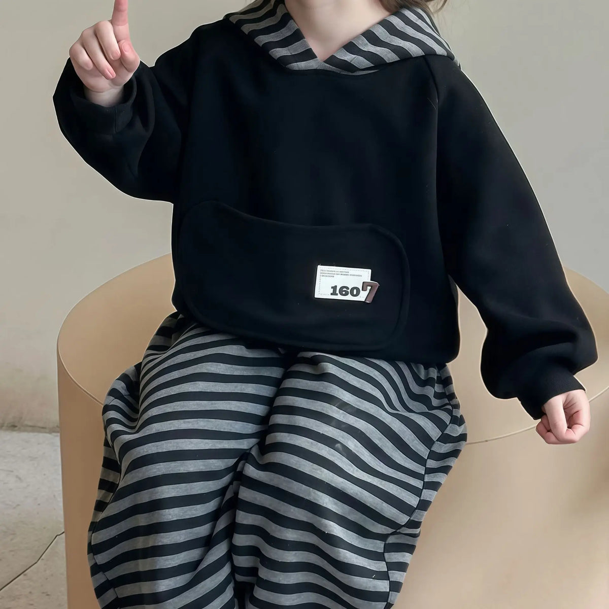 Girl Hoodie 2-Piece Set Spring Autumn Stripe Tops Pullover Pants Sportswear Child Kawaii Fashion New Style Casual Clothing 3-12Y