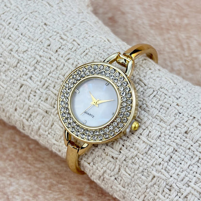 Diamond-Embellished Round-Head Bracelet Watch for Women with Light Luxe Charm
