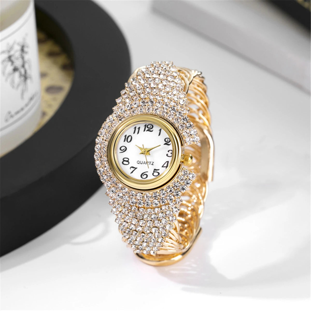 Elegant Full Rhinestone Women Watches Fashion Bracelet Bangle Round Dial Ladies Quartz Wristwatch Relogio Feminino