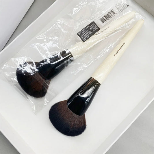 Original Precise Fan Blending Brush Dense Fan Shaped Highlighting Contouring Powder Blush Beauty Cosmetics Tool