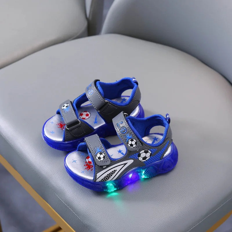 Children's Flashing Soft Sole Sandals Student LED Light-Up Shoes Boys and Girls Light-Up Sandals kids Glowing Beach Shoes