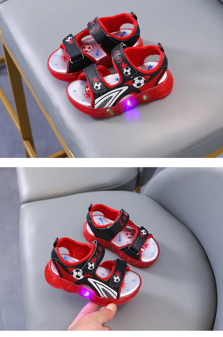 Children's Flashing Soft Sole Sandals Student LED Light-Up Shoes Boys and Girls Light-Up Sandals kids Glowing Beach Shoes