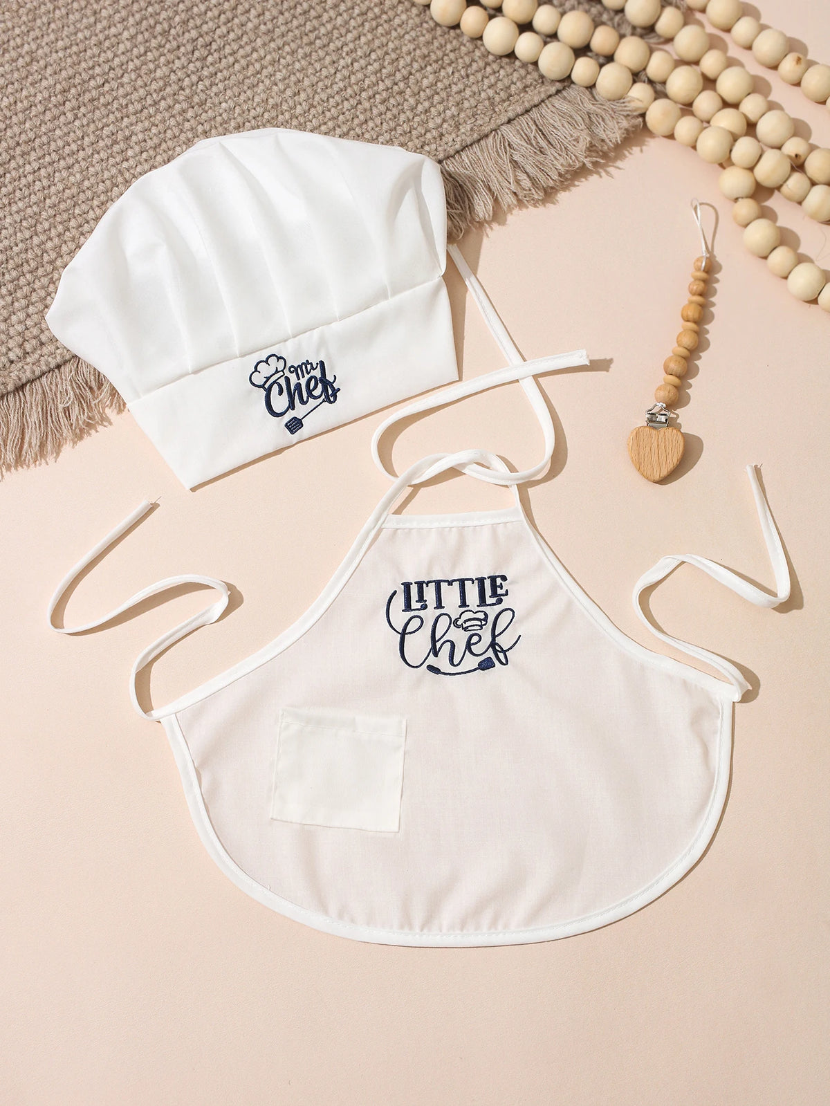 Ylsteed 2 Pcs Set Cute Baby Chef Apron and Hat Infant Kids White Cook Costume Photography Prop Newborn Hat Apron-HD