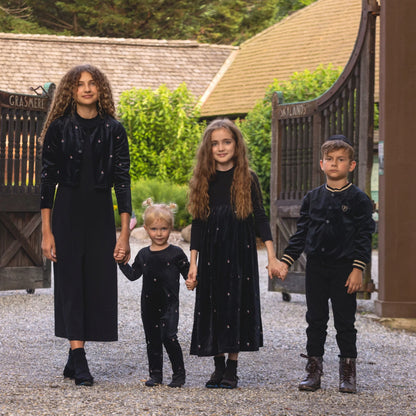 Ali Plus 2026 AW Velvet Collection Family Matching Clothing Children Long Sleeve Top Girl Dress Baby Footie High Quality Clothes